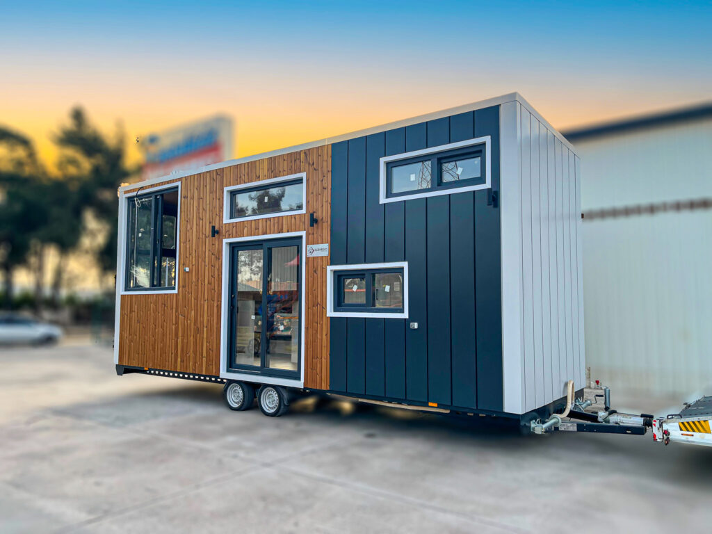 This Tiny House is produced by Elbarsco Tiny House, designed for a 2+1 member family.